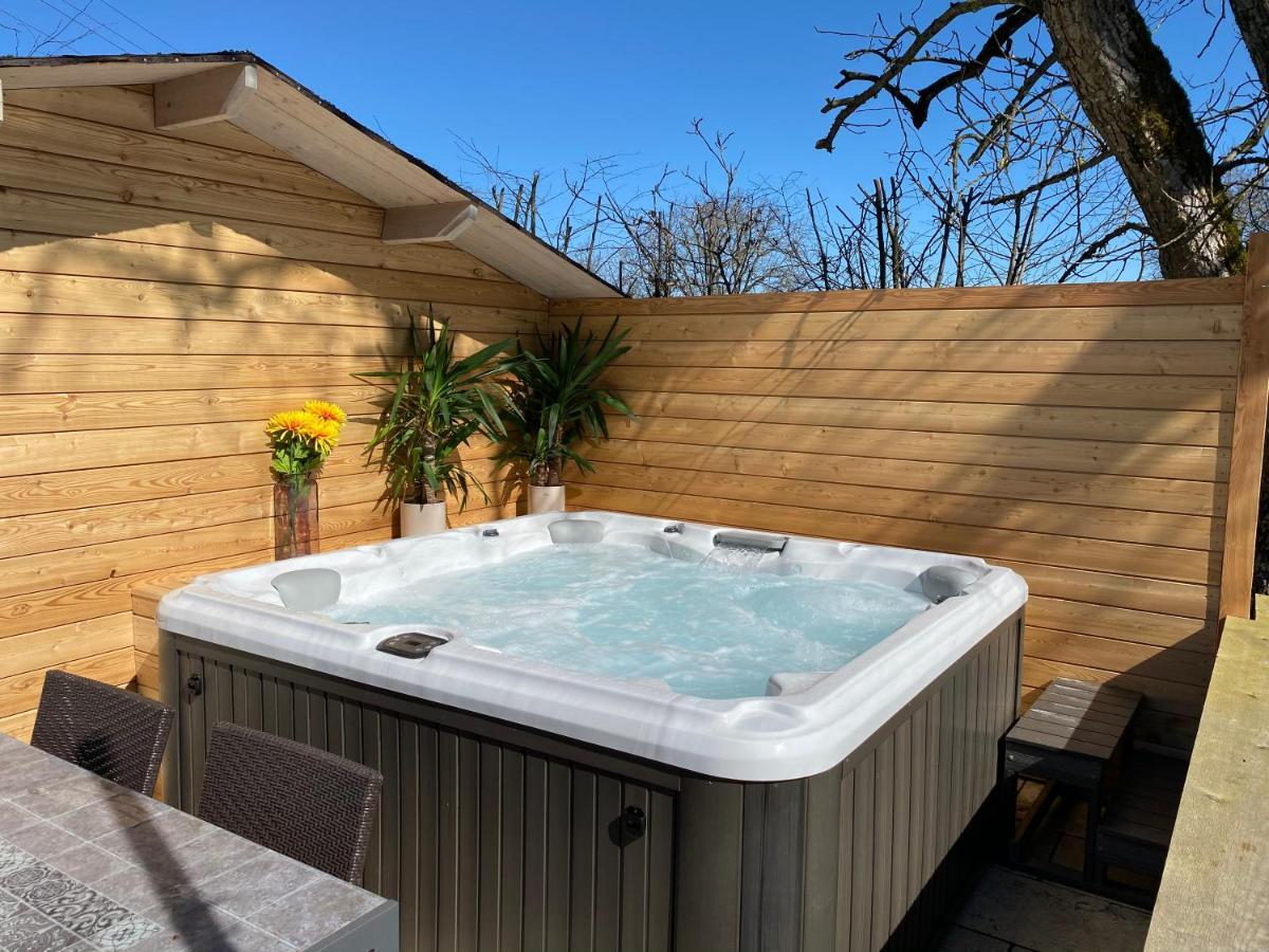 Alpenblick Nahe Muenchen Mit Outdoor Whirlpool - 21 Min Von Muenchen Mit Zug Assling Exterior photo
